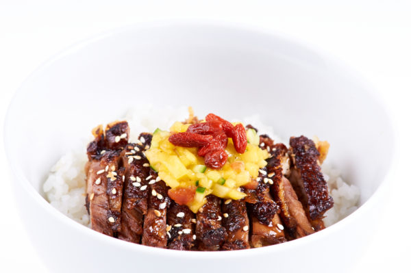 KACZKA Z SALSĄ MANGO DONBURI