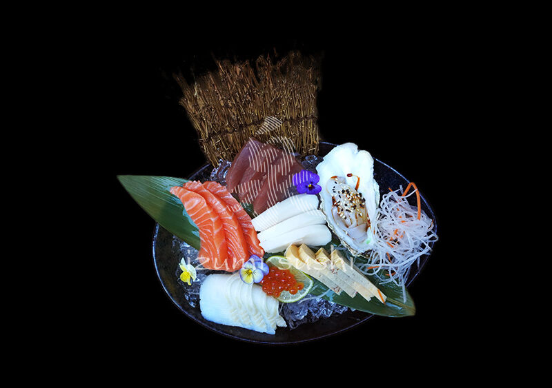 SASHIMI MAŁE – 12 PLASTERKÓW RYB I OWOCÓW MORZA