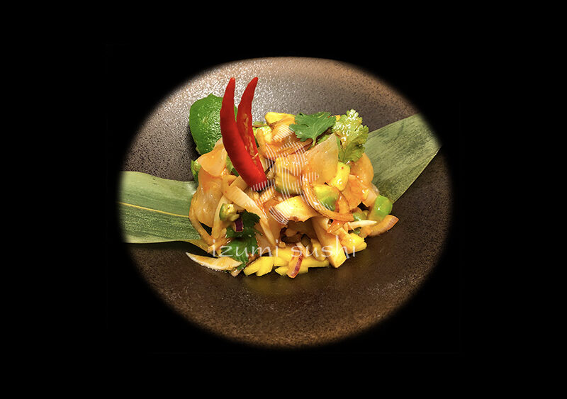 CEVICHE PO JAPOŃSKU – SAŁATKA NA OSTRO Z OWOCÓW MORZA
