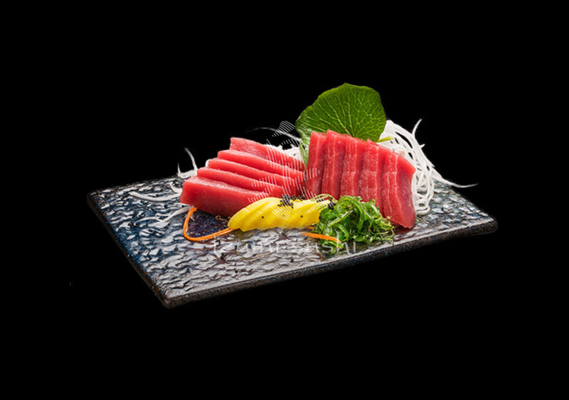 SASHIMI Z BLUEFIN TUNA – 10 PLASTERKÓW